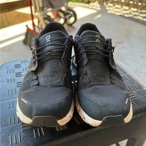 Oncloud tennis shoes worn lightly for work could use a good cleaning size 8.5